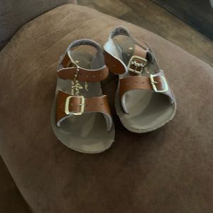 Sun sand sandals